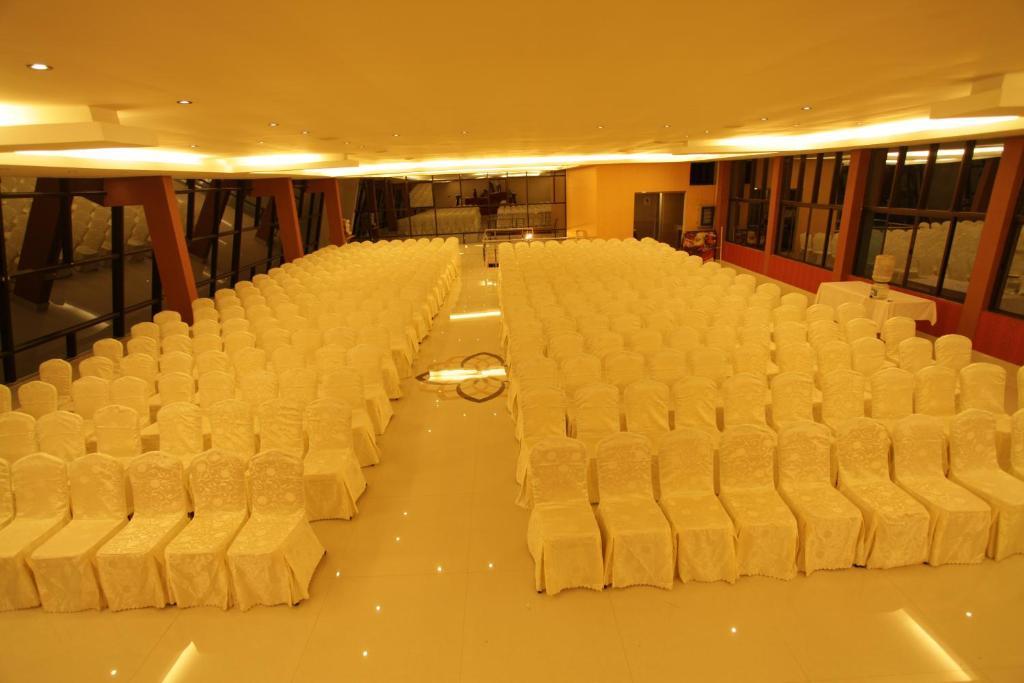 Golden Nest Hotel Yercaud Eksteriør billede